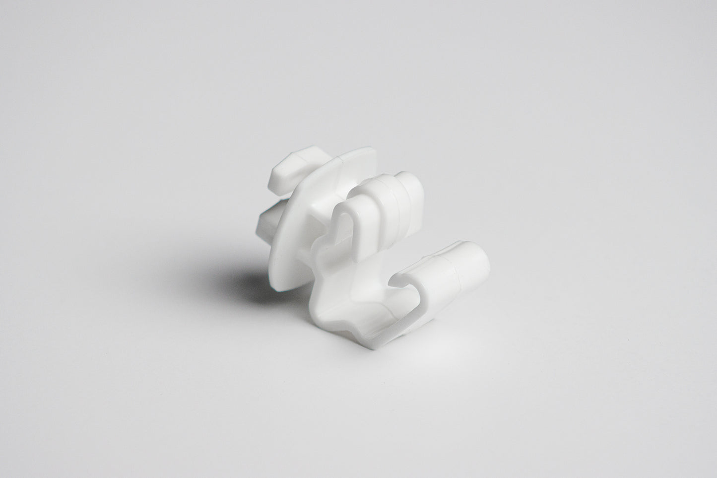Cameo T-Post Insulator, Pkg. of 25
