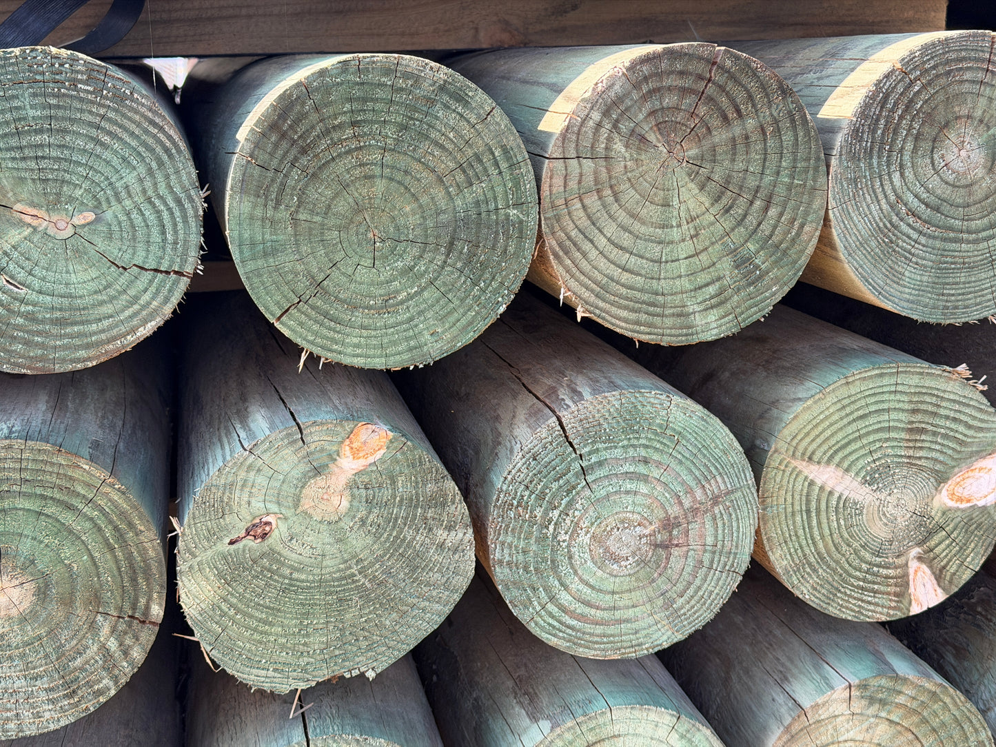 Perfect Posts™ 5" x 8' Line, Corner & Gate Posts - Precision-Turned Wood Fence Posts